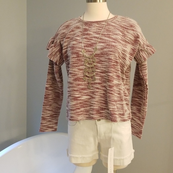 She + Sky ruffle sleeved top - Picture 1 of 4